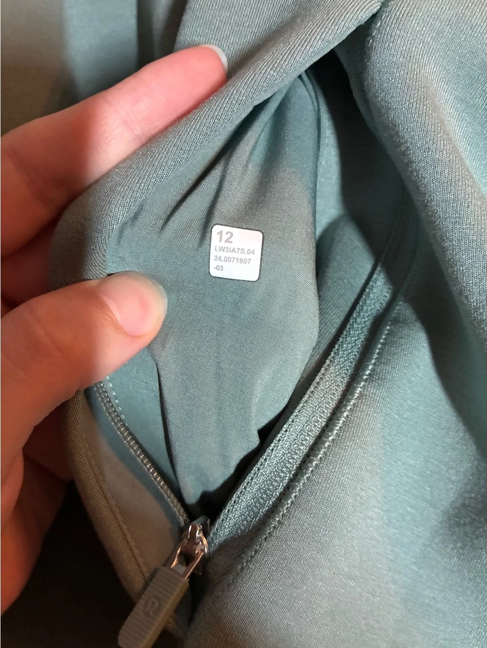 lululemon athletica recovery mode
